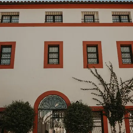 Hotel De Valdezufre 3*